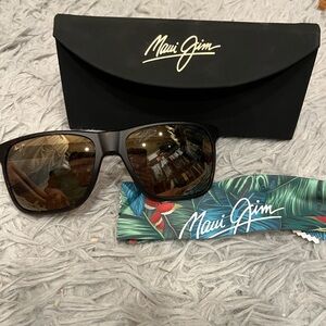 Maui Jim Pailolo MJ0603S. Polarized brown lens.  Brown/tortoiseshell Sunglasses